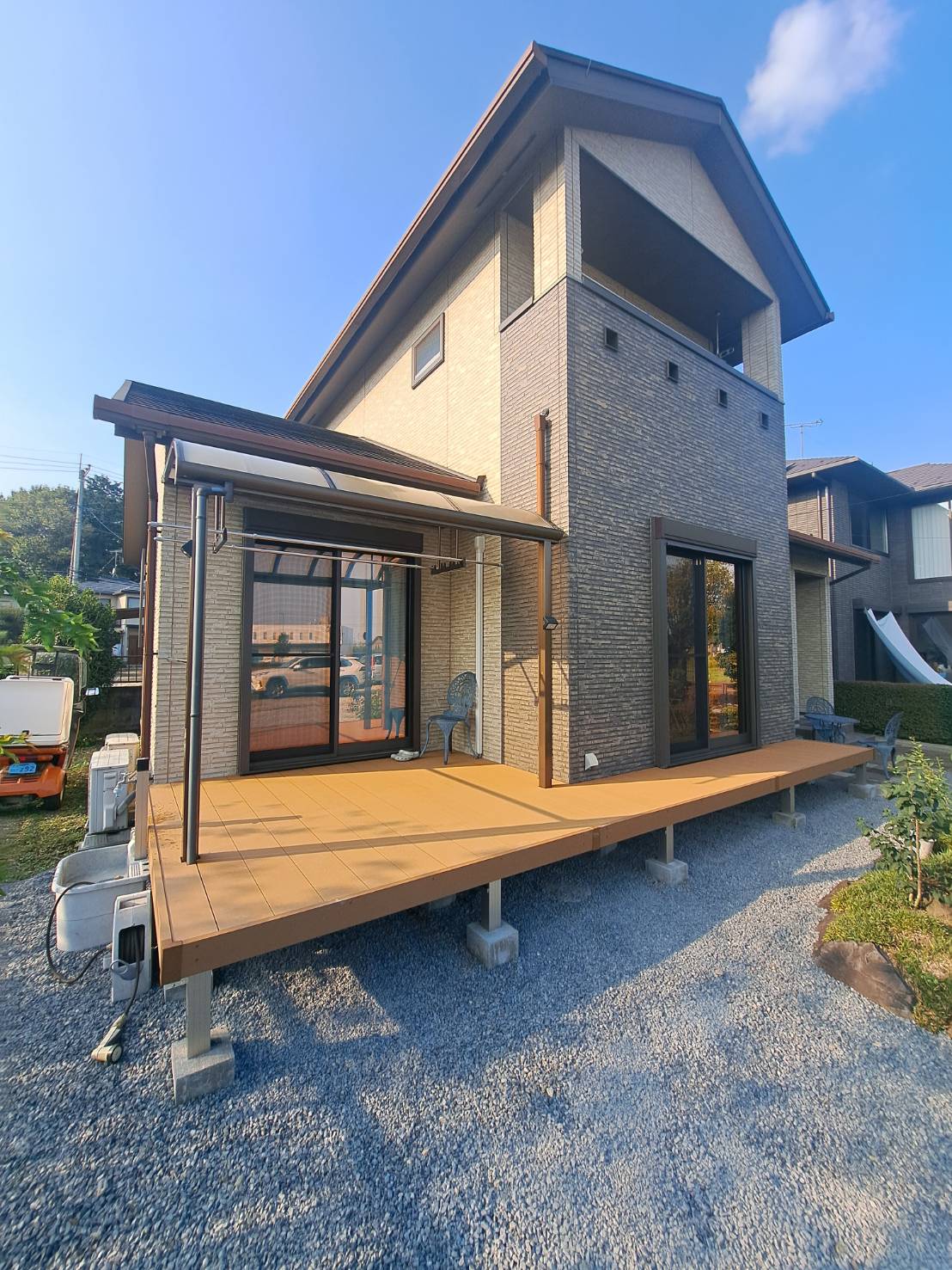 大田原市でのウッドデッキ施工事例｜YKKリウッドデッキで快適な庭空間を実現