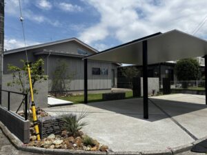 【那須塩原市】新築住宅の外構工事｜YKK AP「プレーンルーフ」と植栽・照明でつくる上質なエクステリア